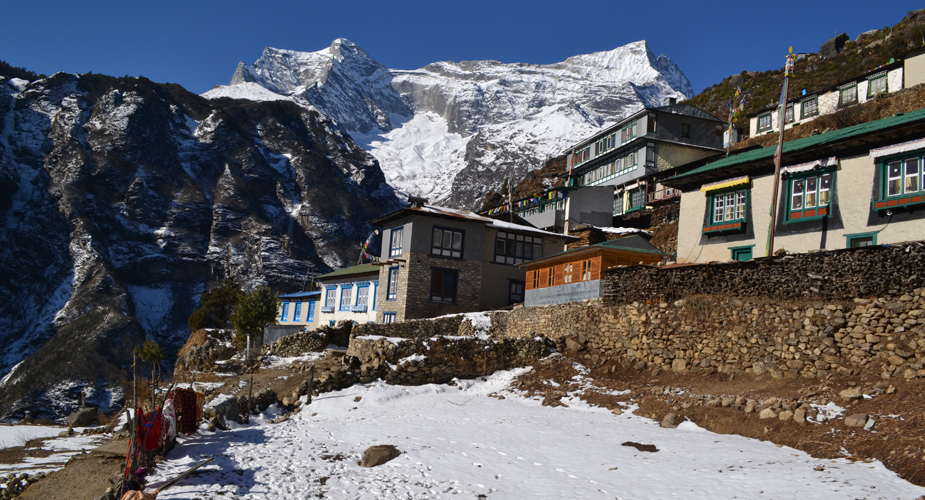 Manaslu Circuit Trekking